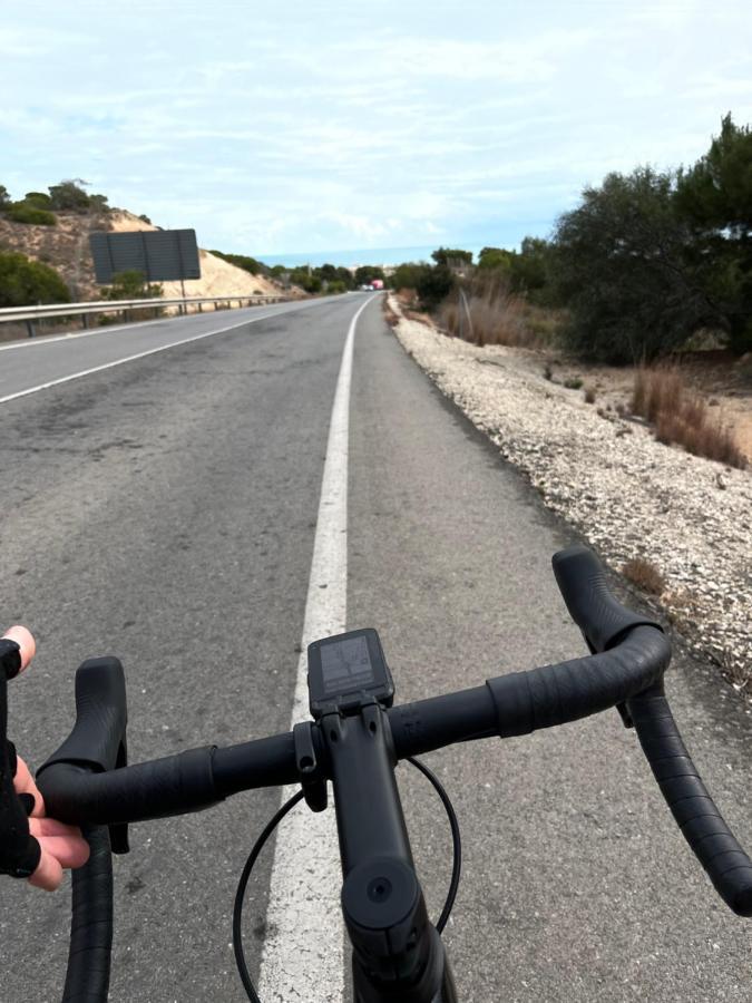 Villamartin Apartment. Excellent Location For Golfers, Cyclists And Hikers מראה חיצוני תמונה