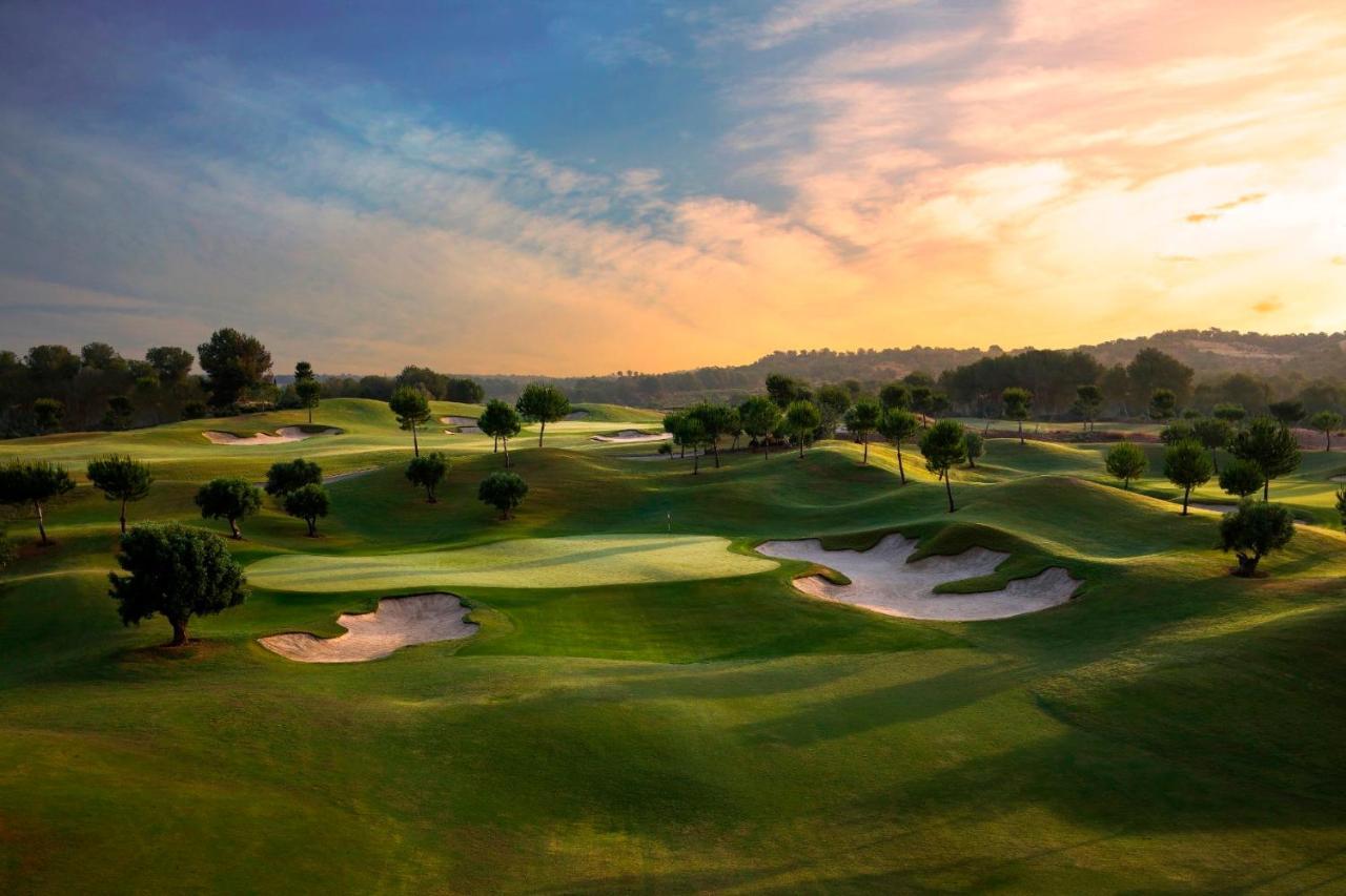 Villamartin Apartment. Excellent Location For Golfers, Cyclists And Hikers מראה חיצוני תמונה