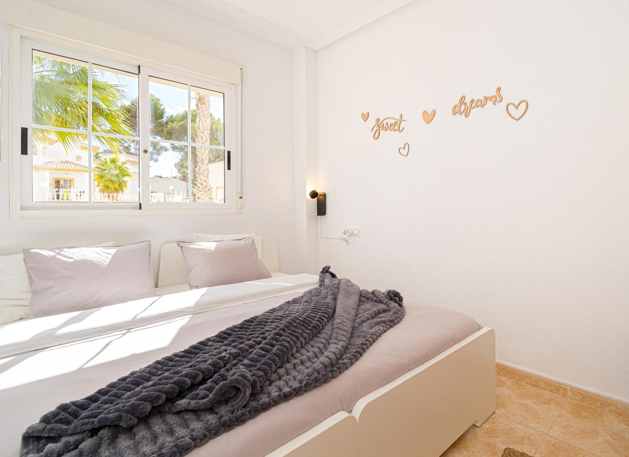 Villamartin Apartment. Excellent Location For Golfers, Cyclists And Hikers מראה חיצוני תמונה