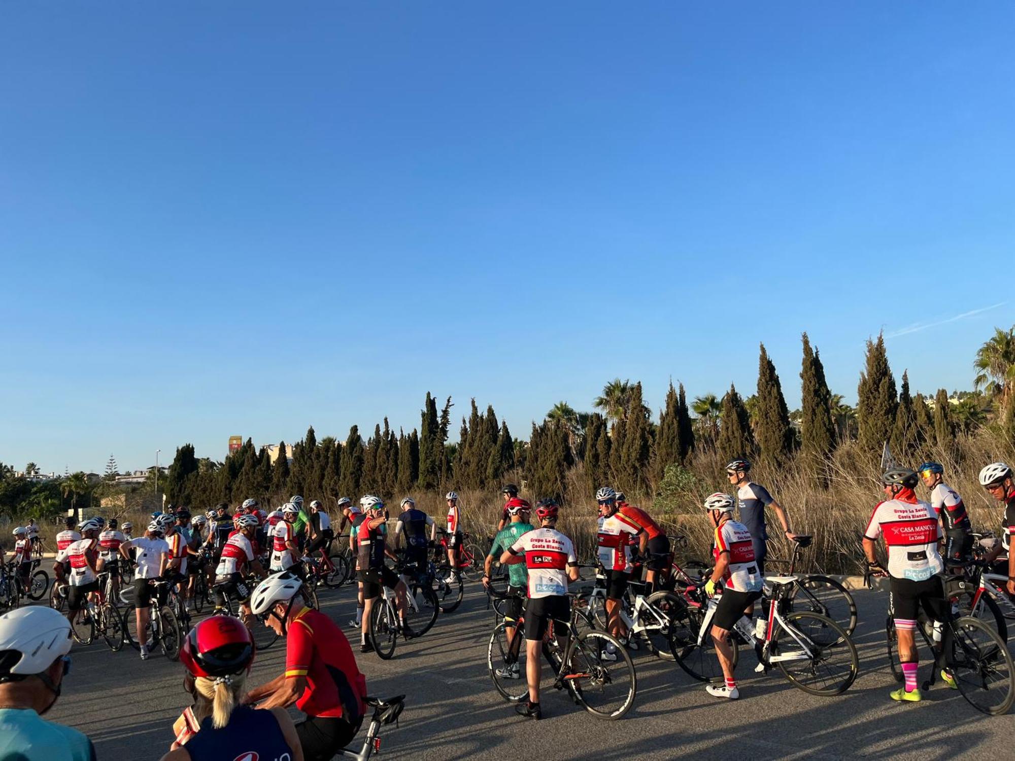 Villamartin Apartment. Excellent Location For Golfers, Cyclists And Hikers מראה חיצוני תמונה